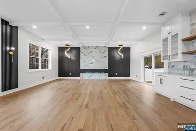 38 Pershing Place, Woodland Park, NJ 07424 - Photo 5