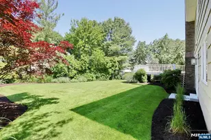 517 Pine Hill Rd, Leonia, NJ 07605 - Photo 39