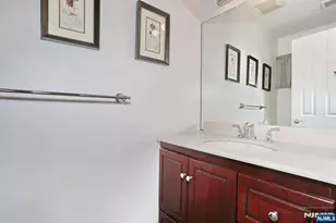 517 Pine Hill Rd, Leonia, NJ 07605 - Photo 33