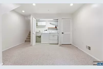 9 Paris Circle, West Orange Township, NJ 07052 - Photo 39