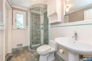 591 Highland Ave, Montclair, NJ 07043 - Photo 25