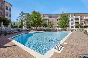 5211 Pointe Gate Dr, Livingston, NJ 07039 - Photo 21