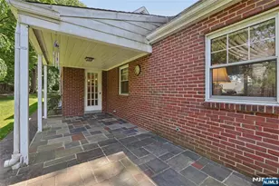 1 S Park Dr, Tenafly, NJ 07670 - Photo 35