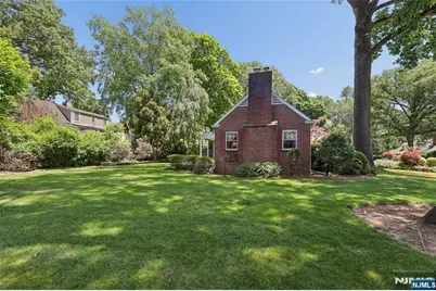1 S Park Drive, Tenafly, NJ 07670 - Photo 37