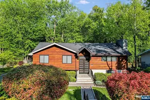 655 Floyd St, Englewood Cliffs, NJ 07632 - Photo 37