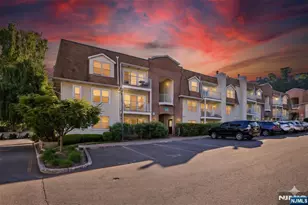 100 Crown Ct 471, Edgewater, NJ 07020 - Photo 41