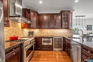 1302 Rio Vista Ln, Northvale, NJ 07647 - Photo 11