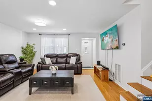 433 Fern Ave, Lyndhurst Township, NJ 07071 - Photo 3