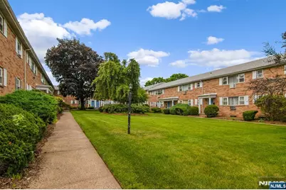 2-02 Virginia Drive 202B #202B, Fair Lawn, NJ 07410 - Photo 19