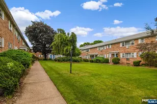 2-02 Virginia Dr 202B, Fair Lawn, NJ 07410 - Photo 19