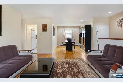 2-02 Virginia Drive 202B #202B, Fair Lawn, NJ 07410 - Photo 5