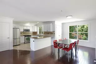 1625 Paterson Plank Road 10, Secaucus, NJ 07094 - Photo 9