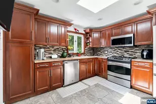 153 Mt Vernon St, Ridgefield Park, NJ 07660 - Photo 15