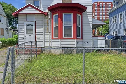 79 Cleveland Street, Orange, NJ 07050 - Photo 3