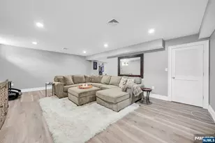 42 Saratoga Dr, Oakland, NJ 07436 - Photo 33