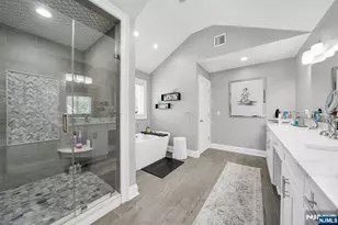 42 Saratoga Dr, Oakland, NJ 07436 - Photo 19