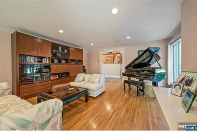 59 Deerfield Lane, Upper Saddle River, NJ 07458 - Photo 5