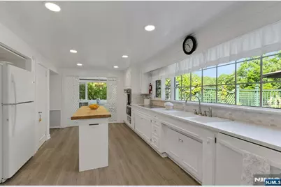 9 E Saddle River Road, Saddle River, NJ 07458 - Photo 19