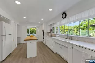 9 E Saddle River Rd, Saddle River, NJ 07458 - Photo 19