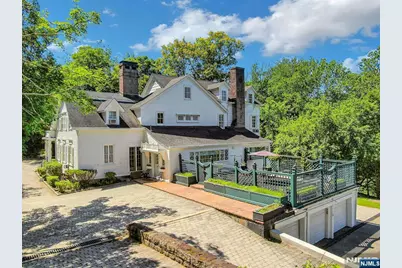 9 E Saddle River Road, Saddle River, NJ 07458 - Photo 11