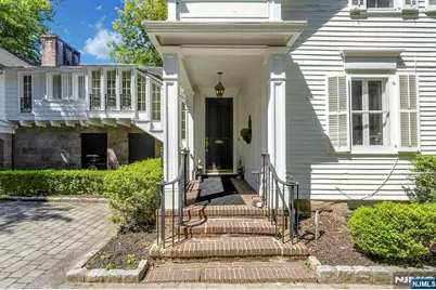 9 E Saddle River Road, Saddle River, NJ 07458 - Photo 3