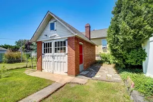 213 Kipp Ave, Elmwood Park, NJ 07407 - Photo 19