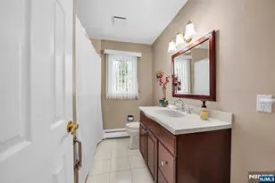 184 Andover Dr, Wayne, NJ 07470 - Photo 21