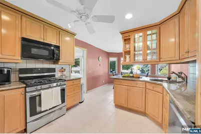 184 Andover Drive, Wayne, NJ 07470 - Photo 9
