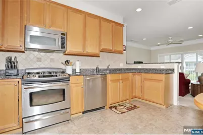 4301 Warrens Way, Wanaque, NJ 07465 - Photo 15