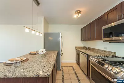 7004 Boulevard East 39F #39F, Guttenberg, NJ 07093 - Photo 11