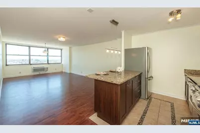 7004 Boulevard East 39F #39F, Guttenberg, NJ 07093 - Photo 15