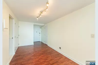 7004 Boulevard East 39F #39F, Guttenberg, NJ 07093 - Photo 7