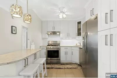 2000 Linwood Avenue 17X #17X, Fort Lee, NJ 07024 - Photo 1