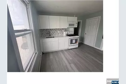 93 Highland Street, Paterson, NJ 07524 - Photo 11