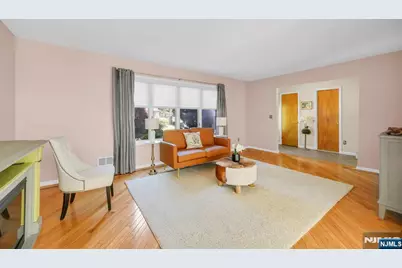 72 Agawam Drive, Wayne, NJ 07470 - Photo 5