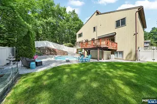 72 Agawam Dr, Wayne, NJ 07470 - Photo 37