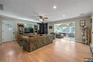 12 Waibel Dr, Allendale, NJ 07401 - Photo 11