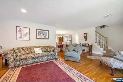 12 Waibel Drive, Allendale, NJ 07401 - Photo 5