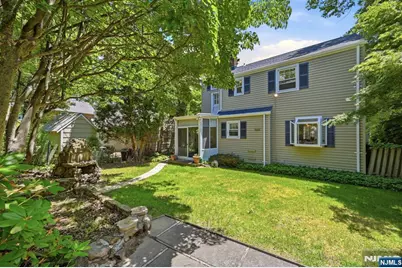 212 Grove Avenue, Verona, NJ 07044 - Photo 17