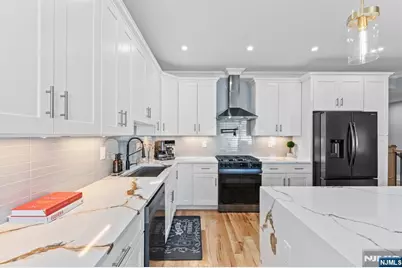 335 Virginia Avenue 2 #2, Jersey City, NJ 07304 - Photo 5