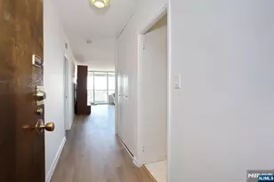 5 Horizon 1803, Fort Lee, NJ 07024 - Photo 9