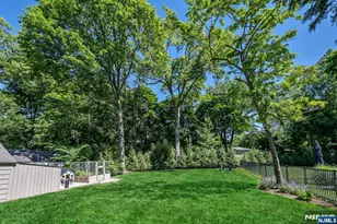 979 Salem Ln, Ridgewood, NJ 07450 - Photo 3