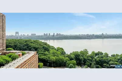 1530 Palisade Avenue 10F #10F, Fort Lee, NJ 07024 - Photo 33