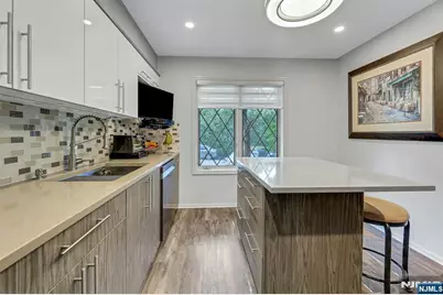 14 Chelsea Court, Ramsey, NJ 07446 - Photo 9