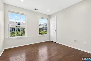 5 Krueger Ct, Newark, NJ 07103 - Photo 17