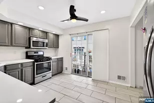 5 Krueger Ct, Newark, NJ 07103 - Photo 9