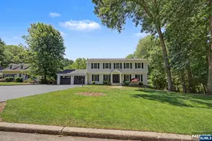 11 Goose Cove Ln, Ramsey, NJ 07446 - Photo 3