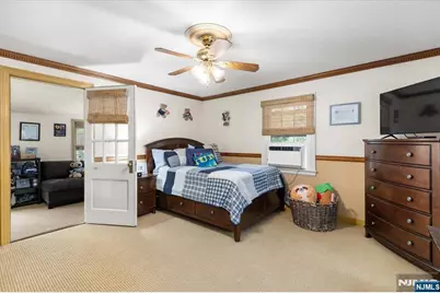 84 Raymond Avenue, Rutherford, NJ 07070 - Photo 27
