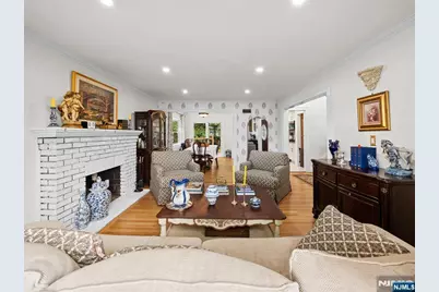 17 Ravine Court, Clifton, NJ 07013 - Photo 7