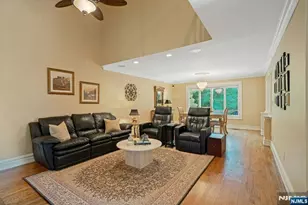 111 Storms Dr, Mahwah, NJ 07430 - Photo 11